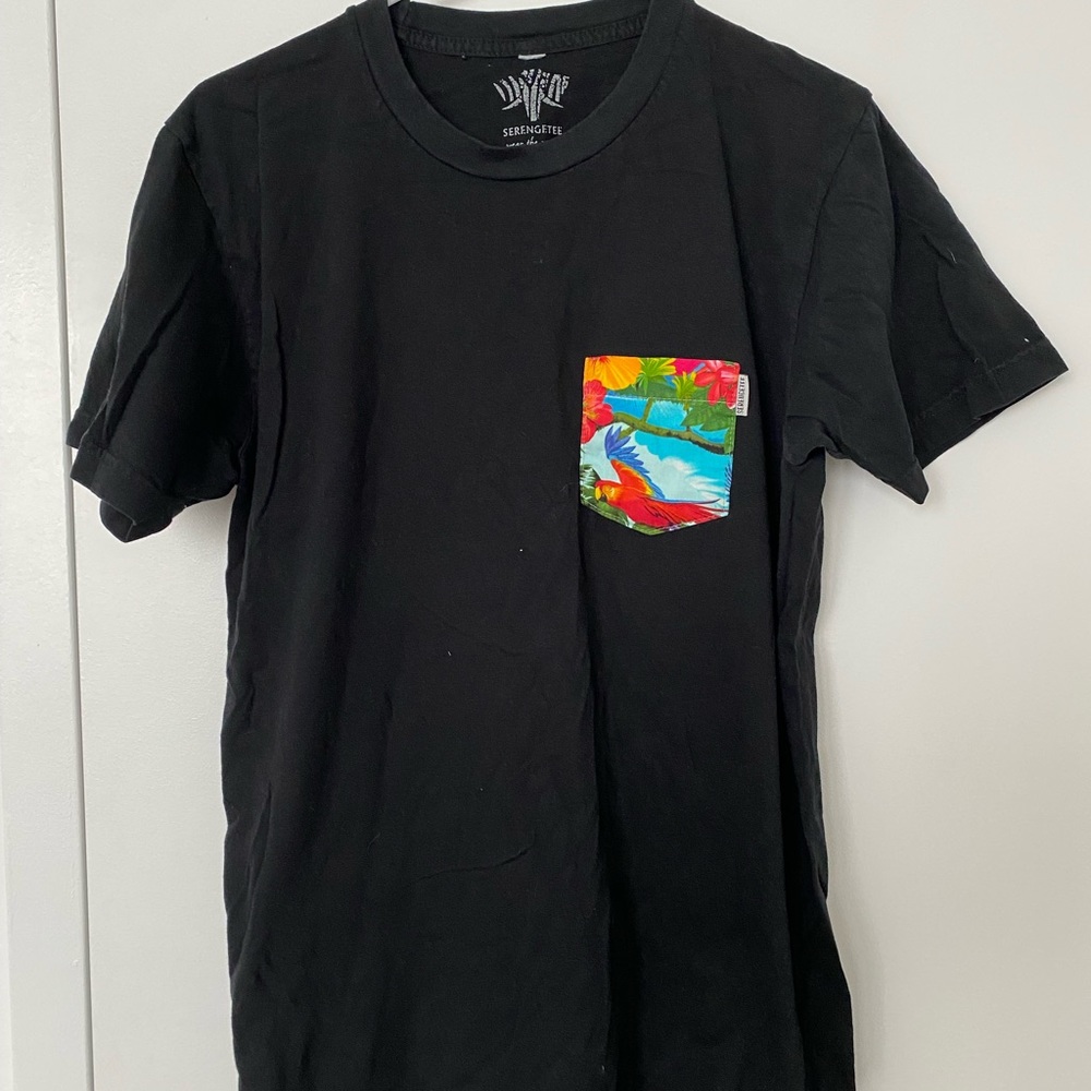 2 serengetee shirts with dope pockets